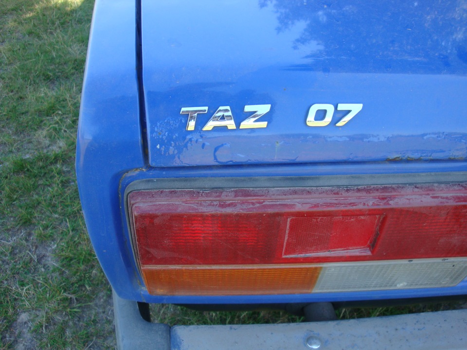 Обтянул багажник в карбон — DRIVE2