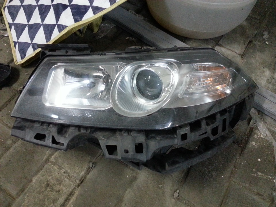 Фара меган 2. Renault Megane 2. led фары. Черные фары Рено Меган 2. Led фары Меган 2.