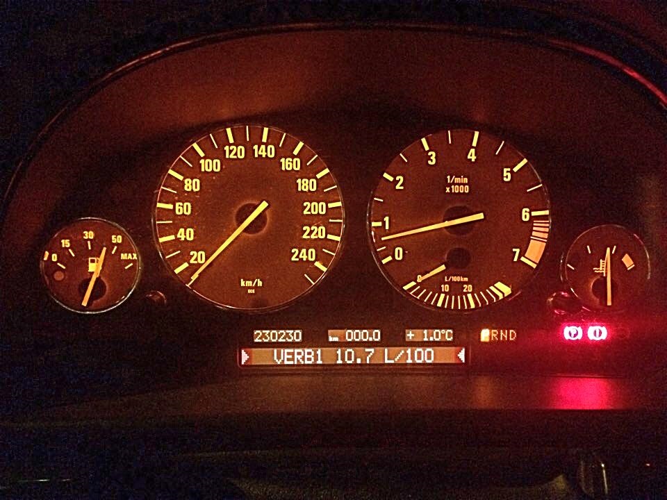 Небольшой юбилей — BMW 5 series (E39), 2,5 л, 2001 года | наблюдение ...
