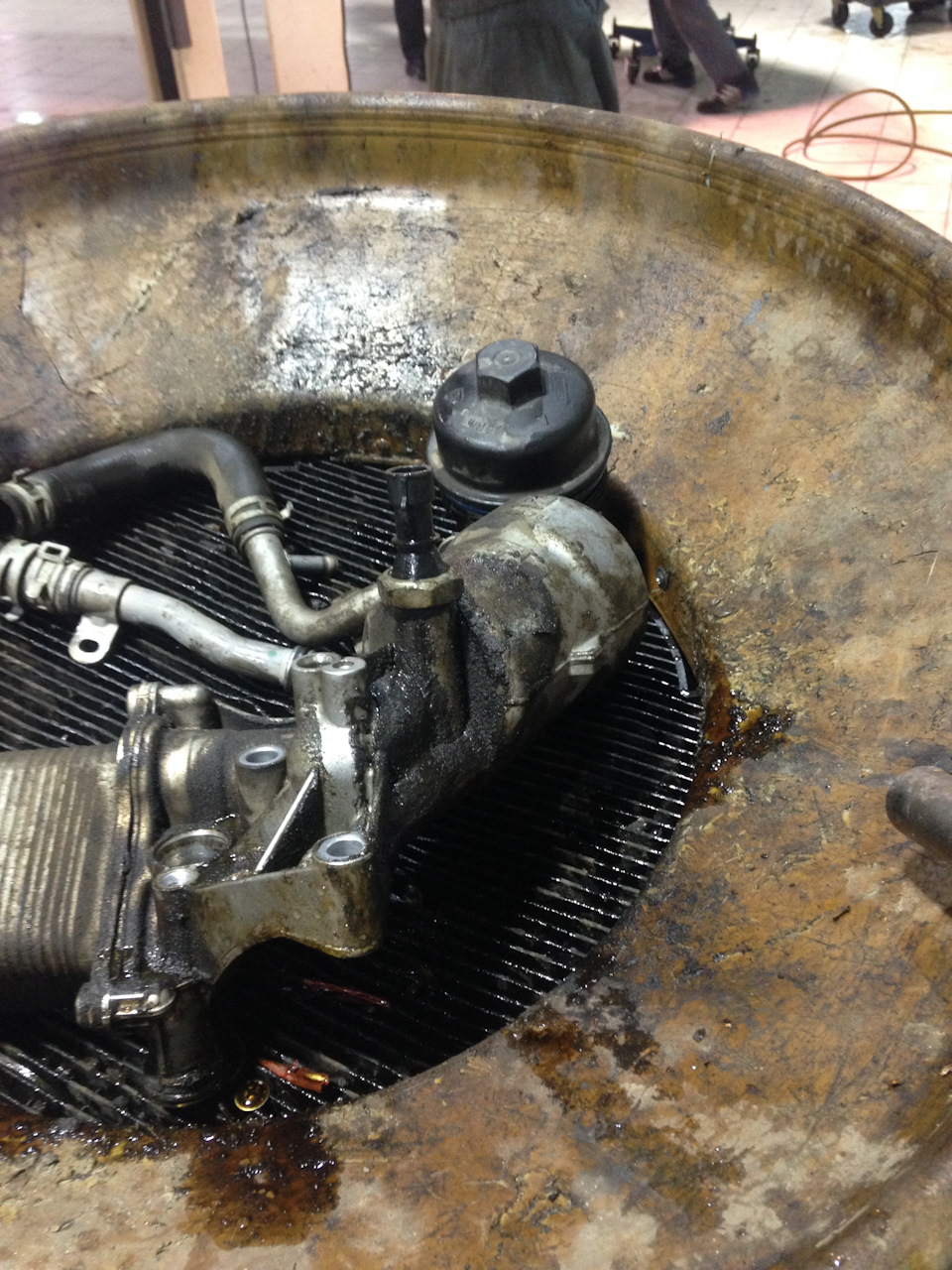 Замена прокладок теплообменника и клапанной крышки — Opel Astra J, 1 л ...