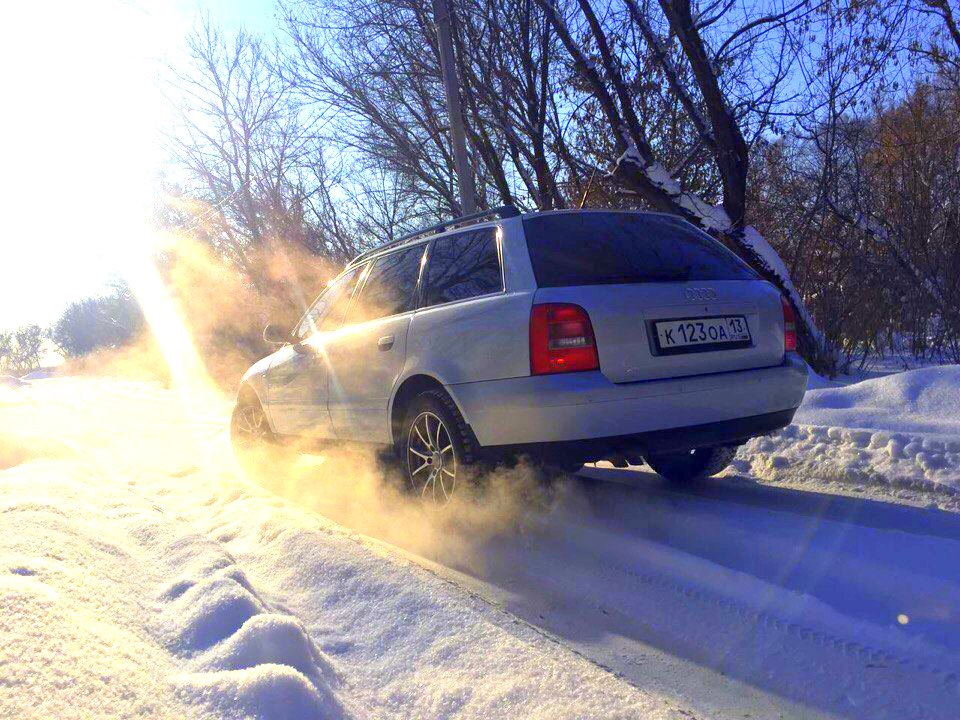 1230A131 Кронштейн масляного фильтра в сборе Mitsubishi | Запчасти на ...