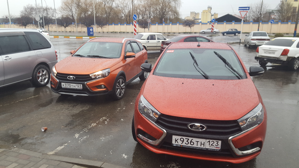 Один из первых кроссов в нашем городе — Lada Vesta (1G)