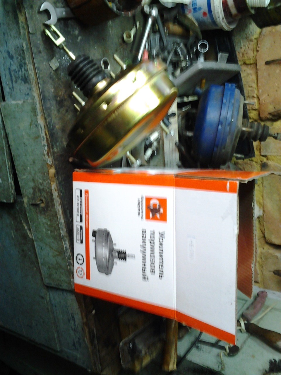 пришла замена вакуума тормозов+покупки ништяков=)) и просто фото ...