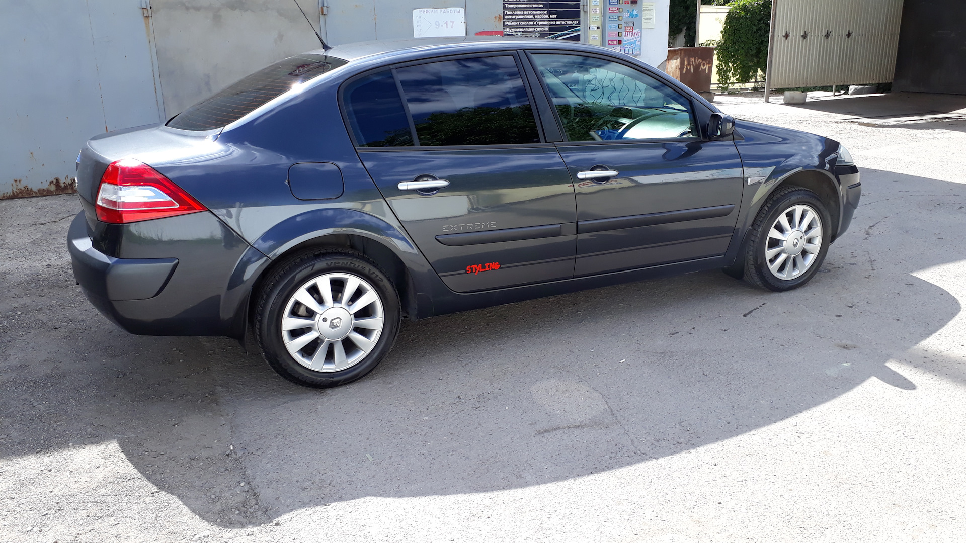 Renault Megane II 1.6 бензиновый 2009 | 