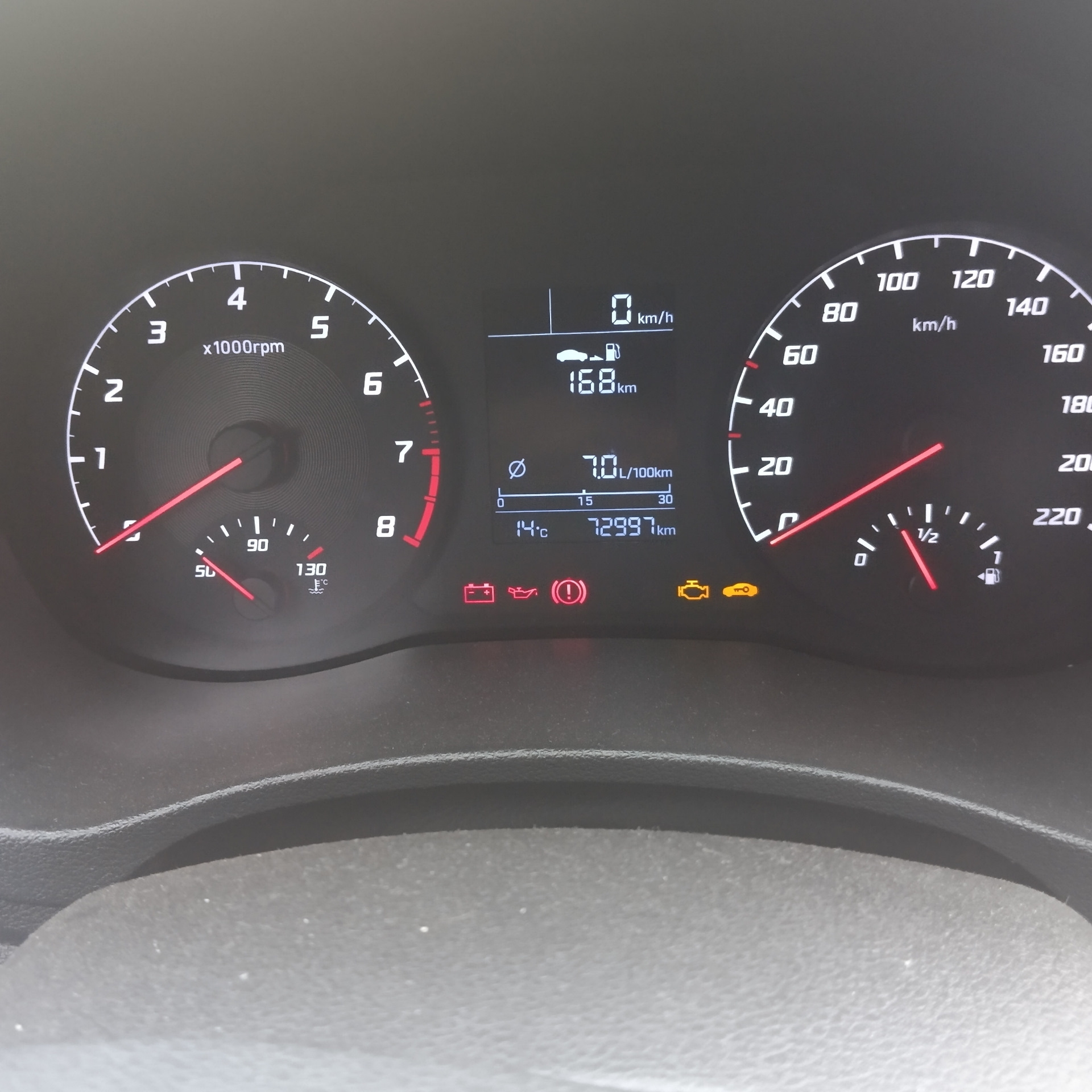 Замена стоек стабилизатора — Hyundai Solaris (2G), 1,6 л, 2020 года ...