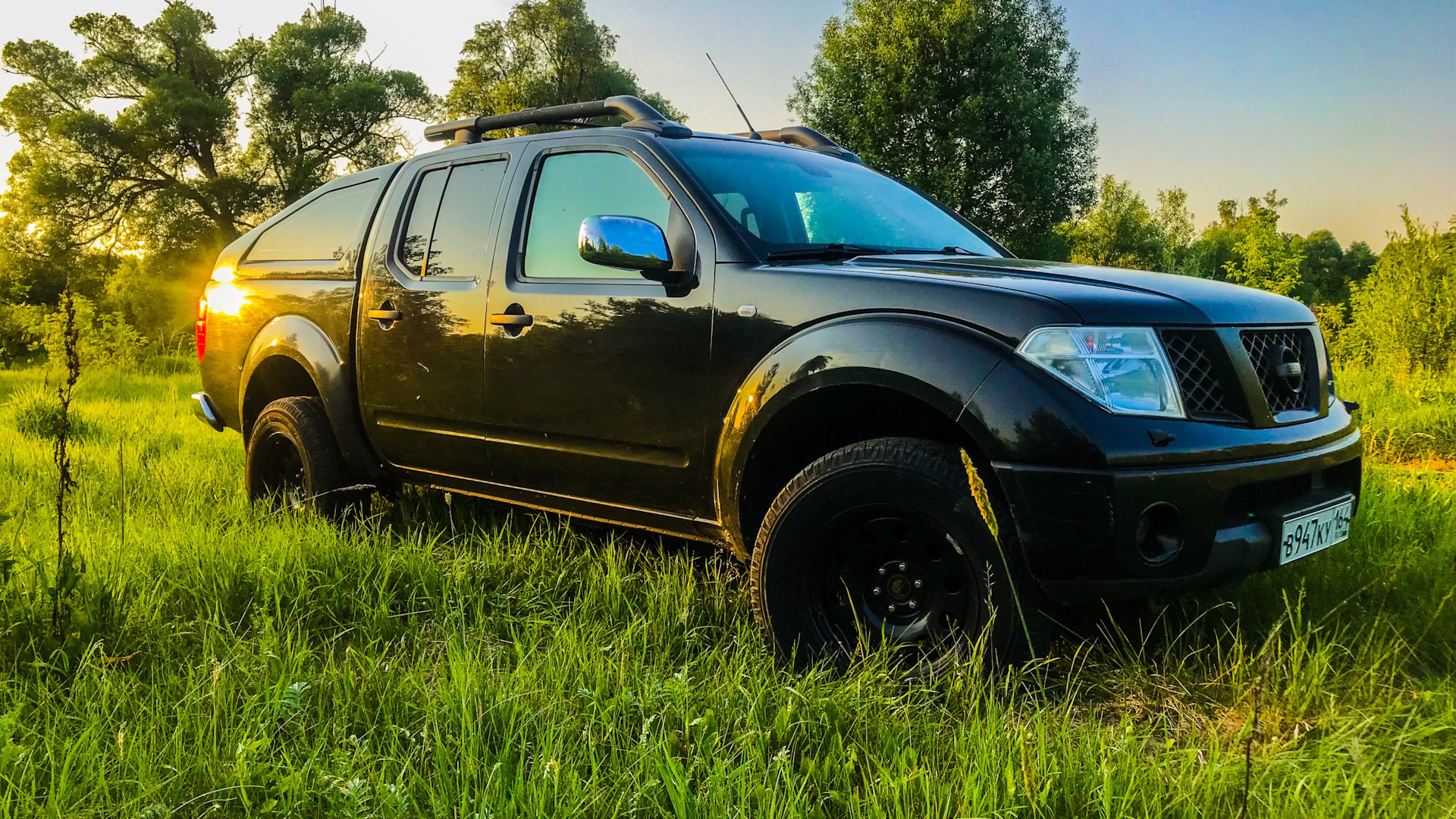 Nissan navara 2.5 d. Ниссан Навара 2.5 дизель.