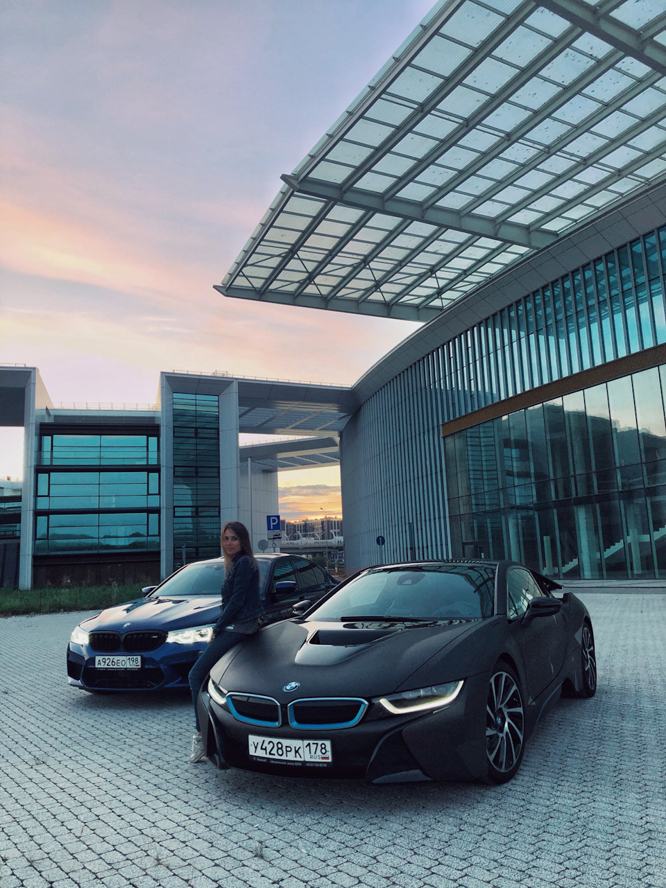 BMW M5 & BMW i8 (бэки) — DRIVE2