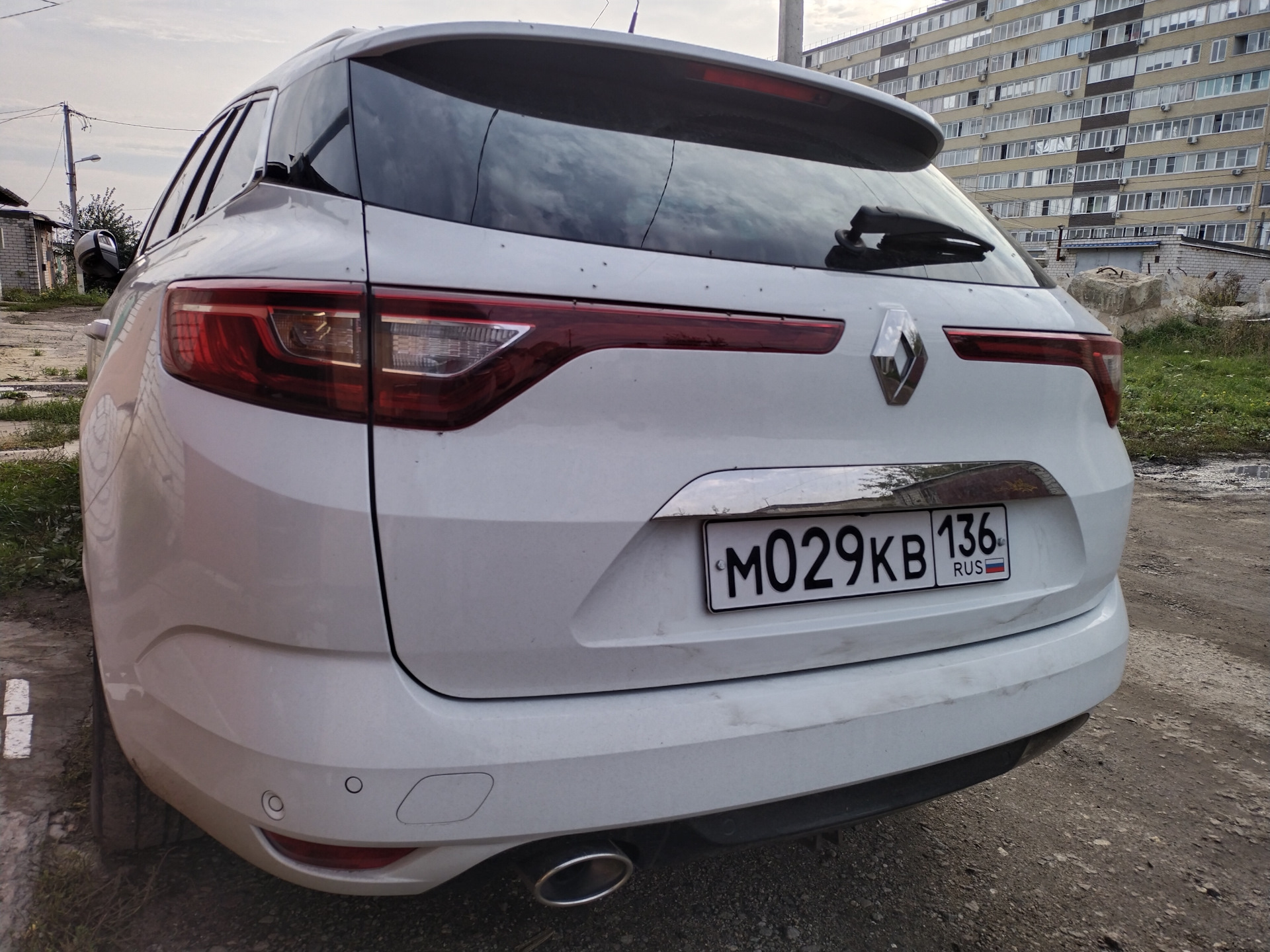 Невидимая рамка гос номера.] — Renault Megane IV, 1,5 л, 2018 года |  стайлинг | DRIVE2