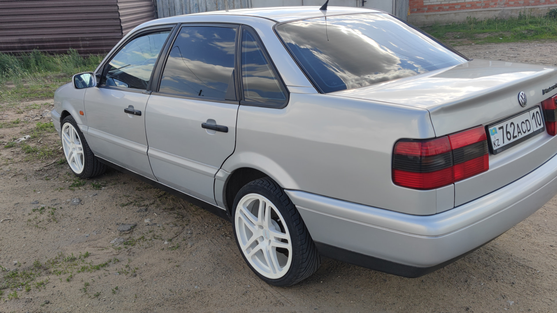 Volkswagen Passat B4 2.0 бензиновый 1994 | Серебристый металлик на DRIVE2