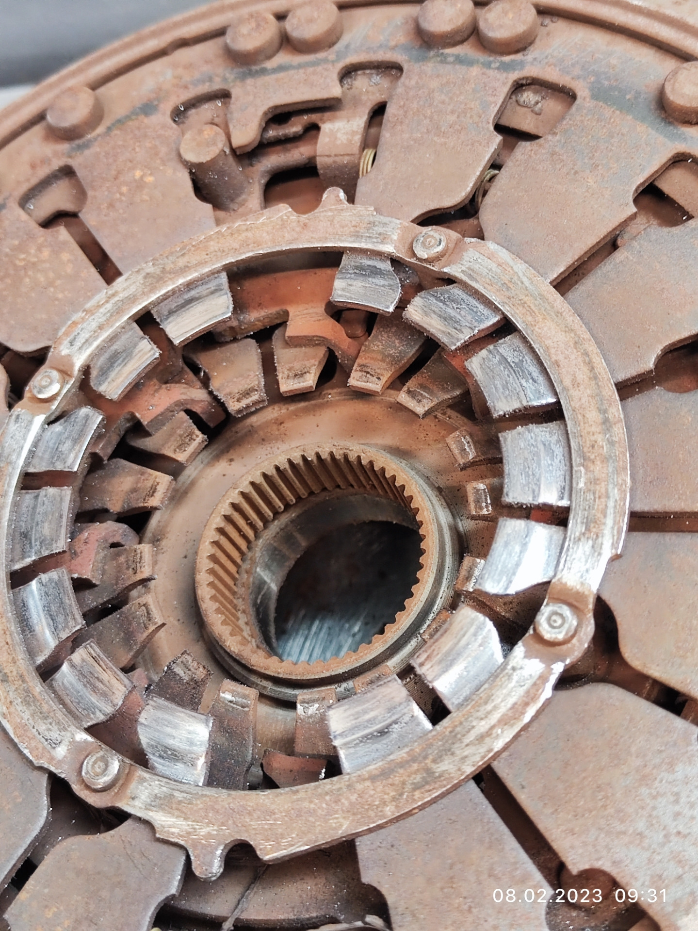 DQ200 замена сцепления. Развалился выжимной. — DRIVE2