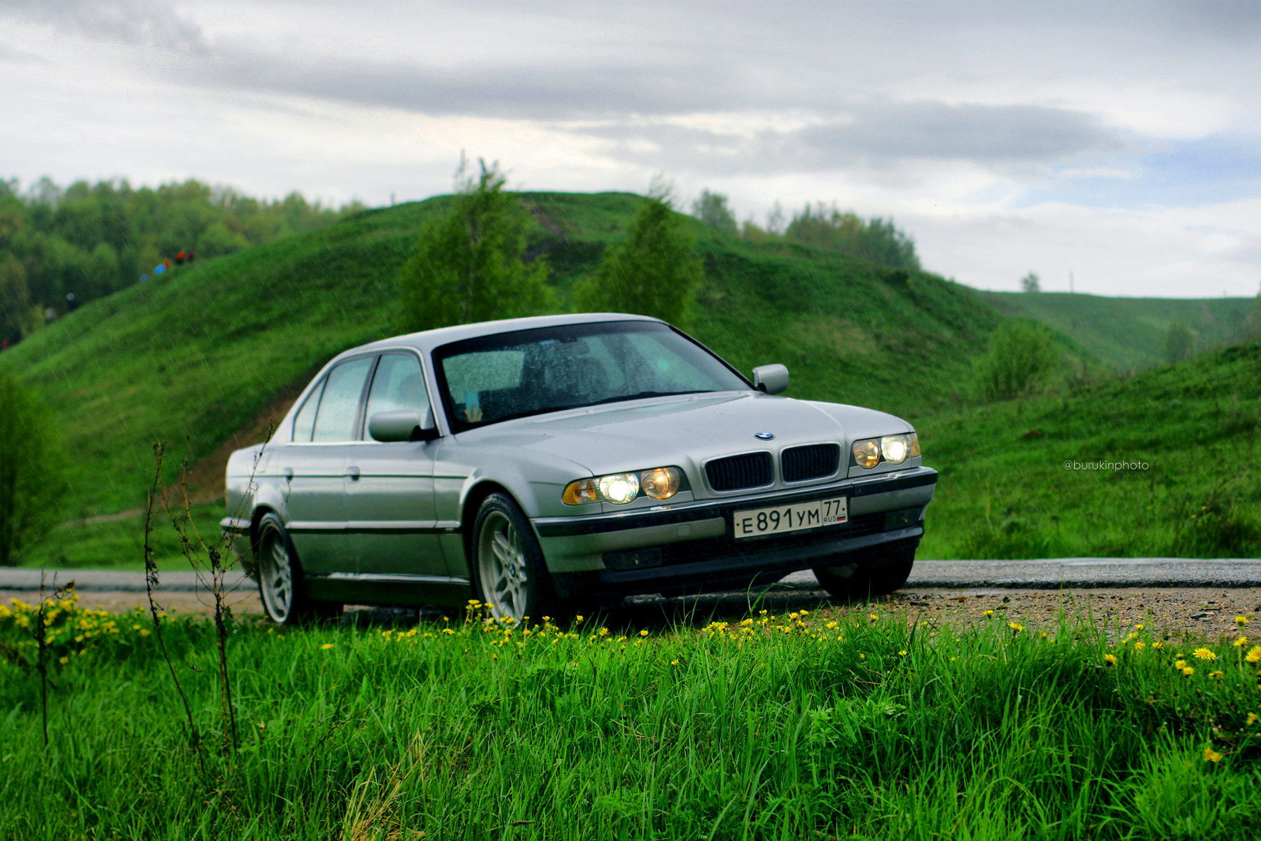 BMW 740 e38 бумер