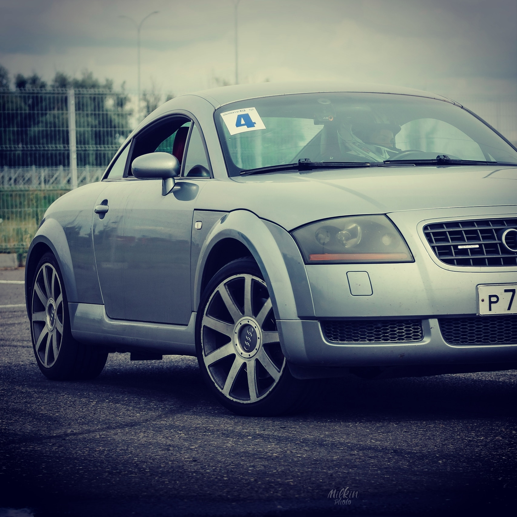 Ауди тт песня. Ауди тт серая. Audi tt mk3. Дащай ремикс тт. Ауди tt.