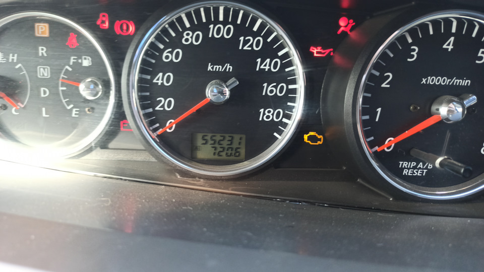 Замена масла ЛУКОЙЛ Genesis Armortech 5W-40 — Nissan Primera (P12), 2 л ...