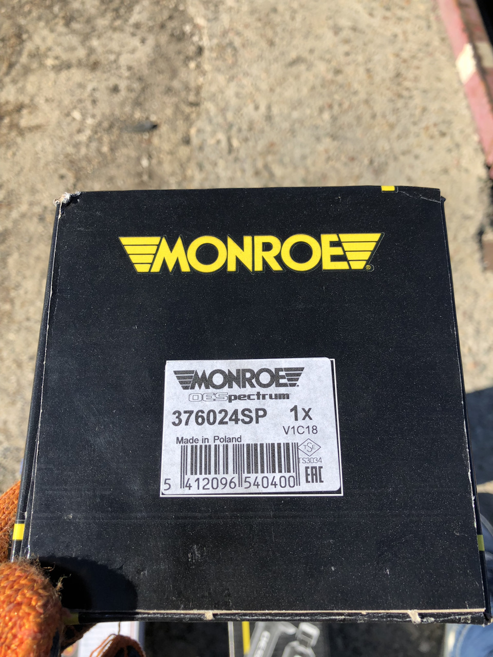 Фото в бортжурнале Audi A6 (C6). Запчасти на фото: 376024SP, 5404001