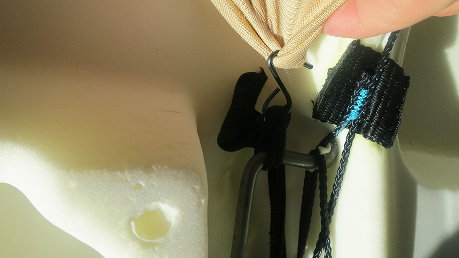 крючок — Renault Sandero Stepway (2G)