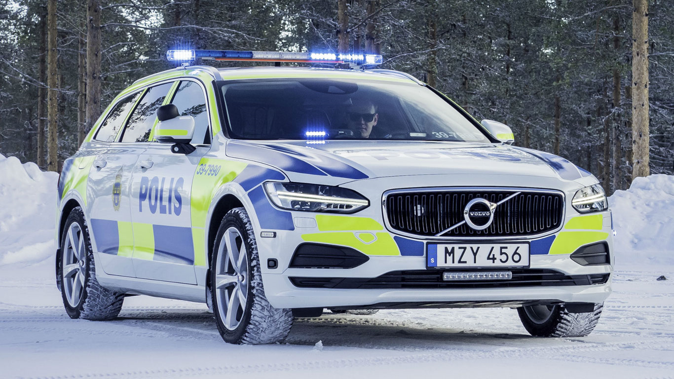 Volvo xc70 шведская полиция