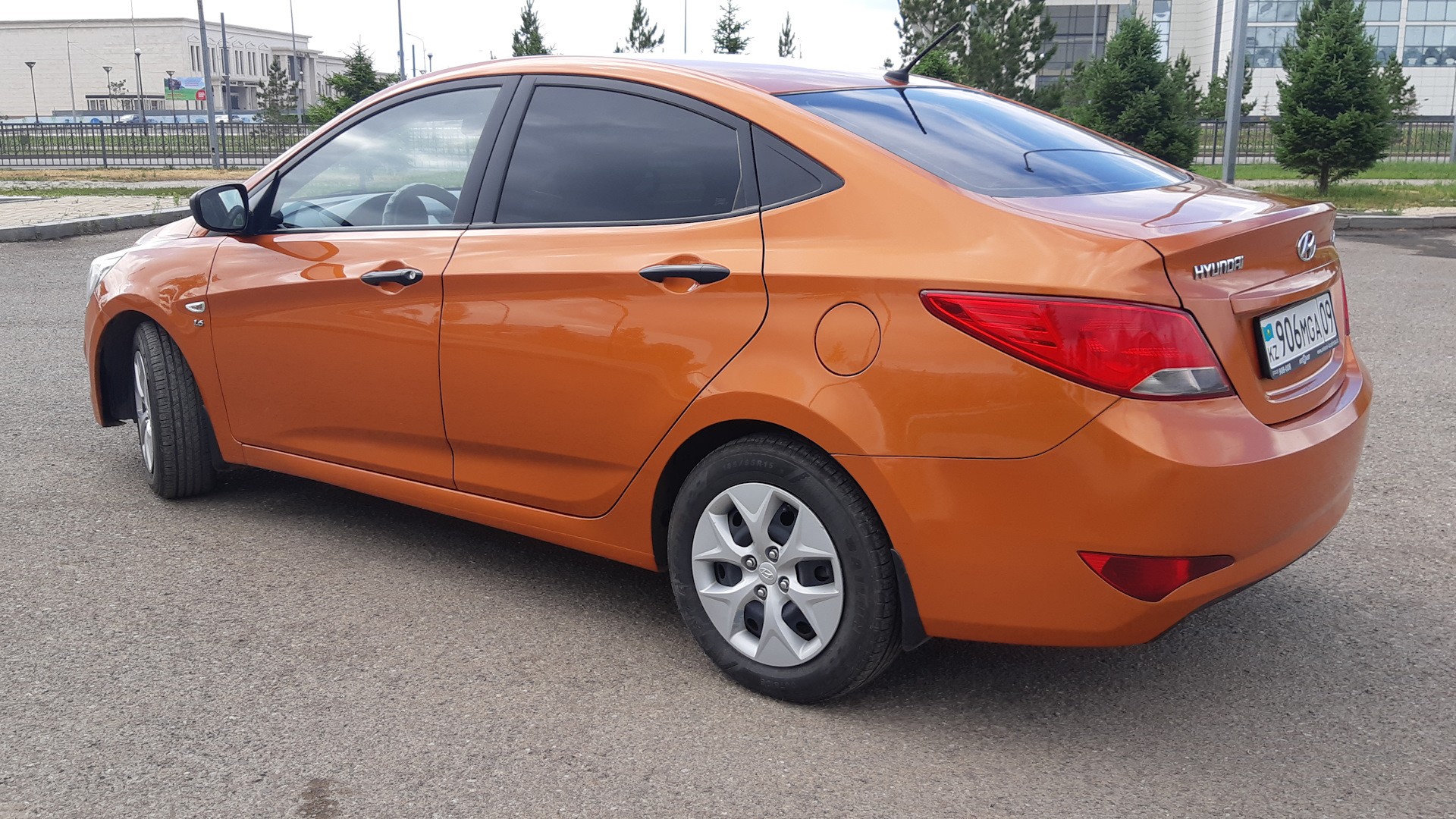 Hyundai Accent (4G) 1.6 бензиновый 2014 | Оранжевое чудо техники!! на DRIVE2