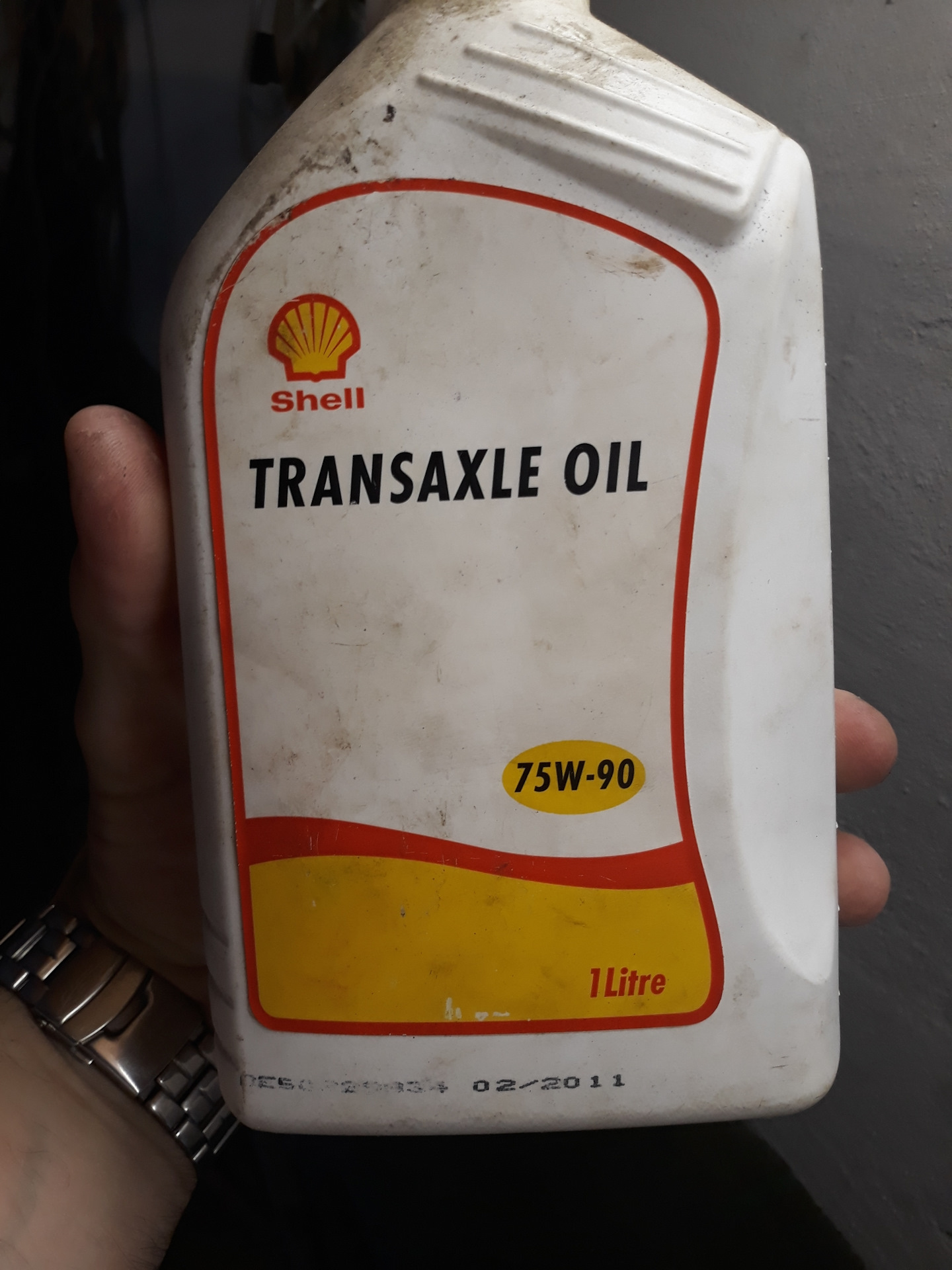 Shell замена. Shell Transaxle Oil — 75w-90; TG-4/5. Shell Transaxle Oil 75w90. Трансмиссионное масло 75w90 Shell. Масло в раздатку gl 5.