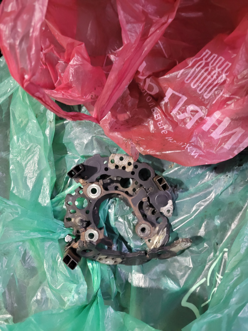 Обслуживание генератора… Новый АКБ… — Toyota Camry (XV40), 3,5 л, 2009 ...