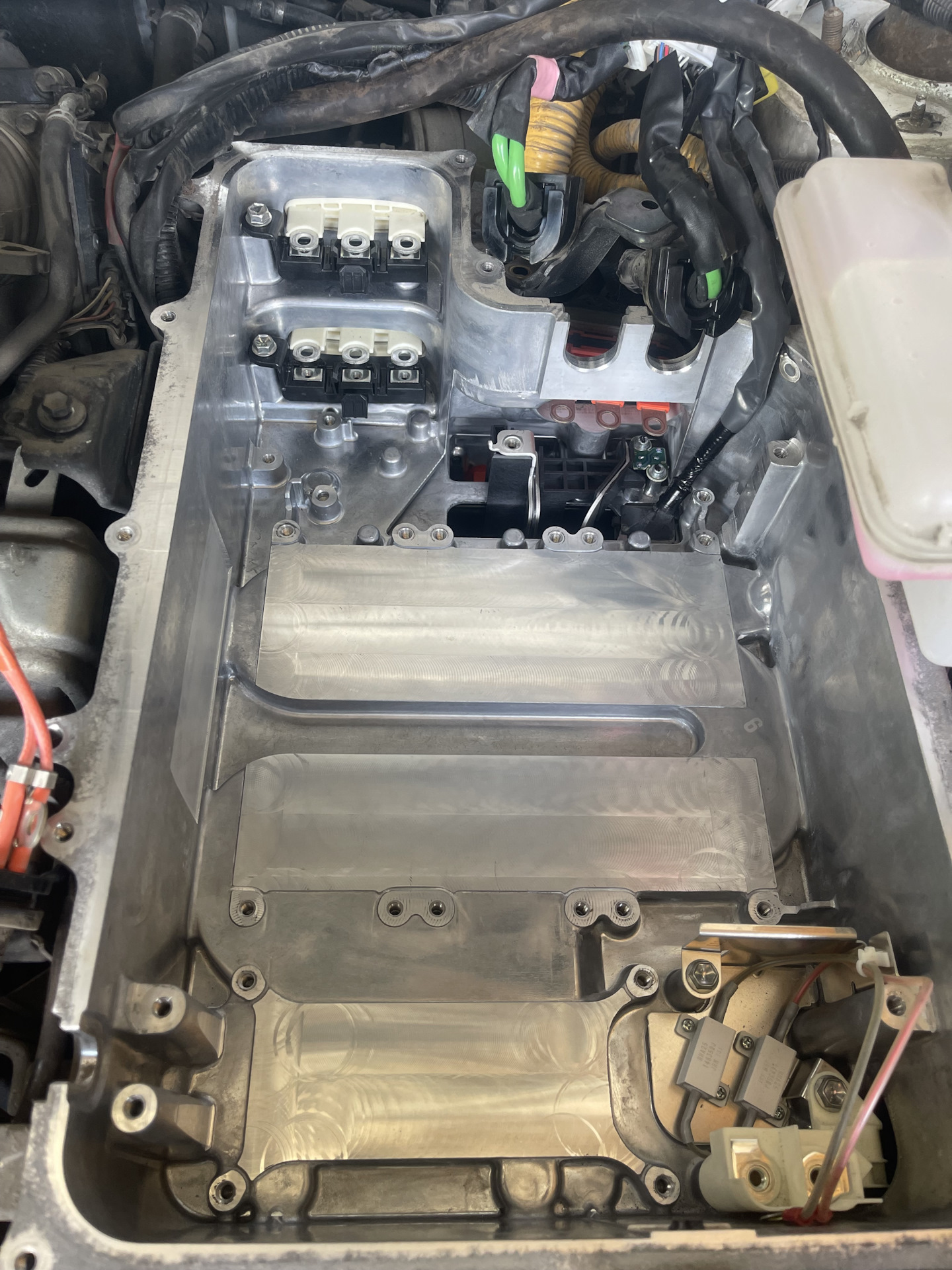 Замена термопасты под ИСМ в инверторе — Lexus RX 400h (2G), 3,3 л, 2007 ...