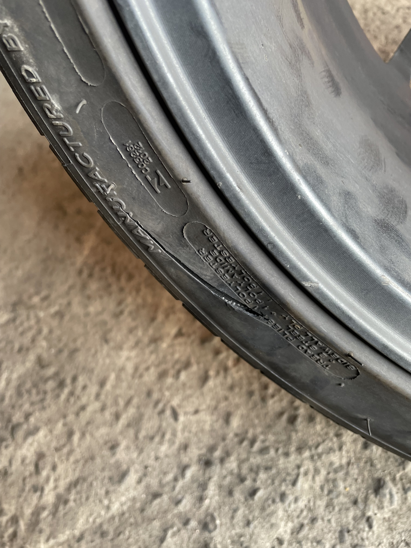 Ремонт шины — Ford Focus III Hatchback, 2 л, 2012 года | шины | DRIVE2