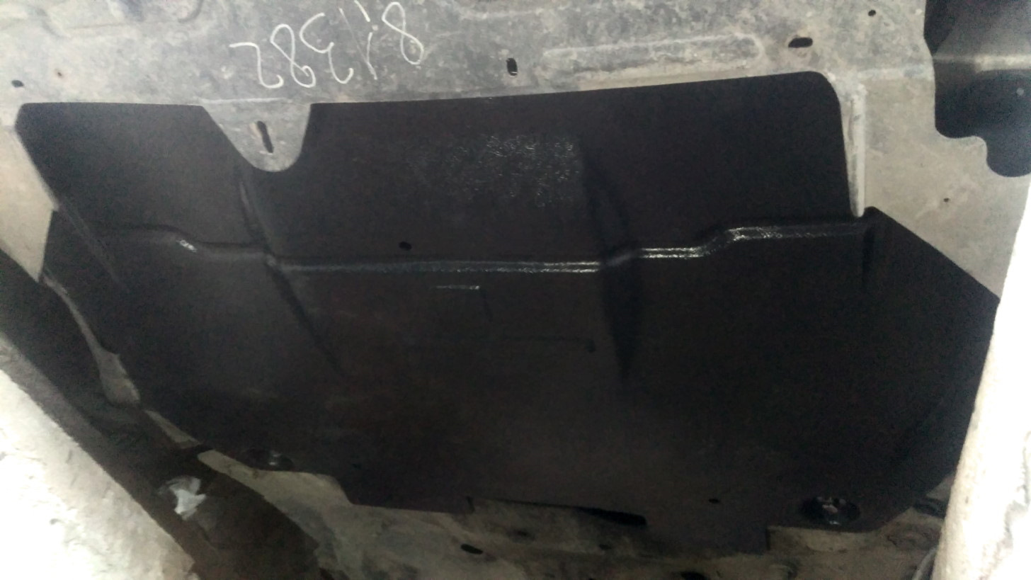 Установка пыльника двигателя — Citroen C5 (2G), 2 л, 2011 года ...