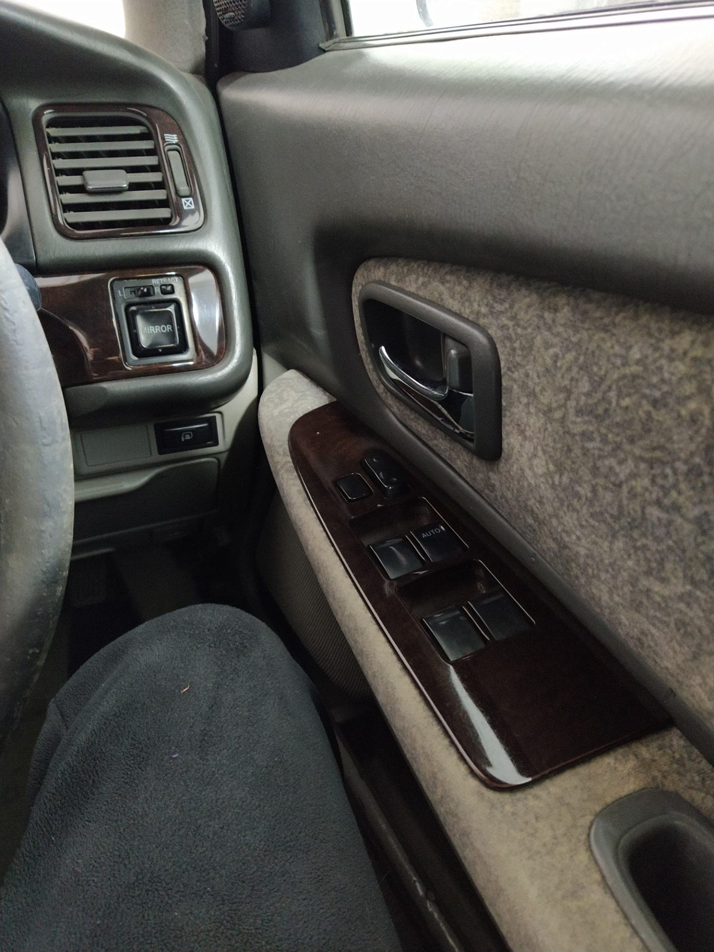 Полировка салонного пластика под дерево — Toyota Cresta (100), 2,5 л ...