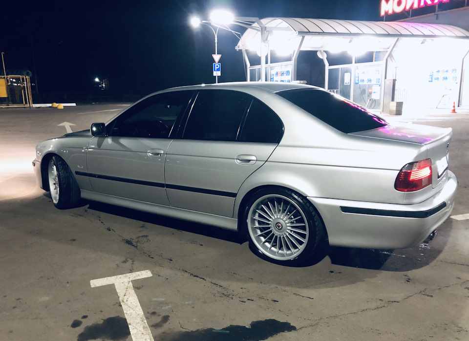 Фото в бортжурнале BMW 5 series (E39)