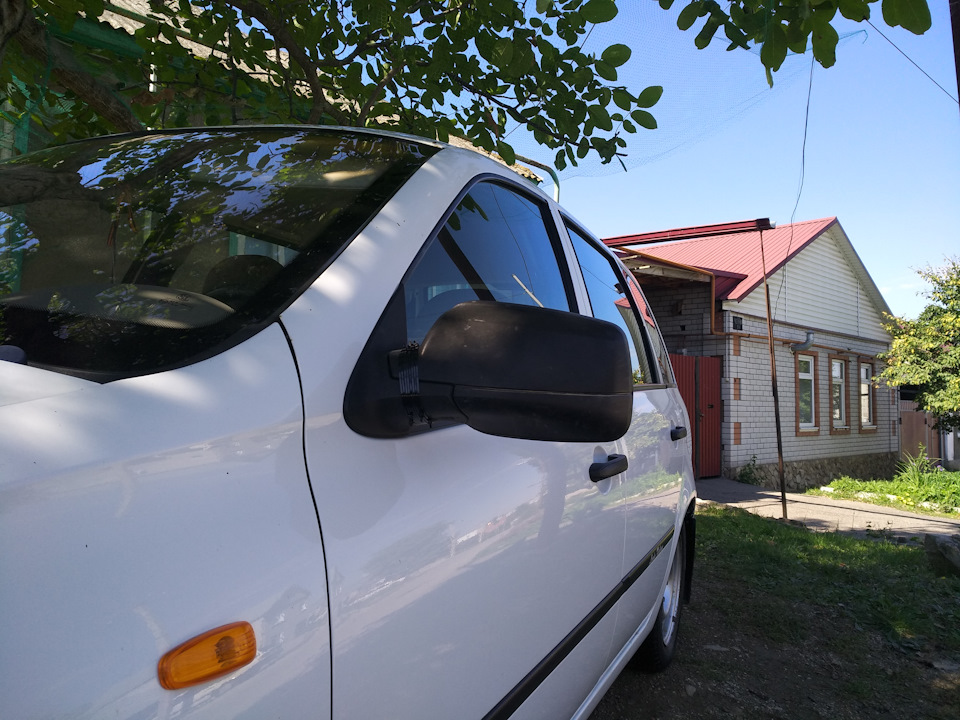 Photo from the logbook Lada Kalina wagon (1G)