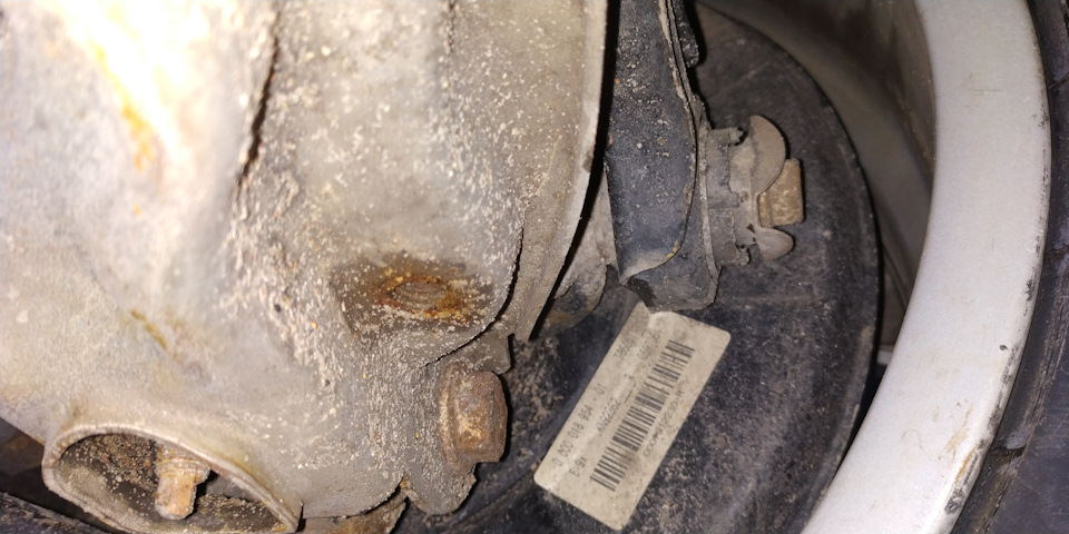 Убежали — BMW 3 series (E90)