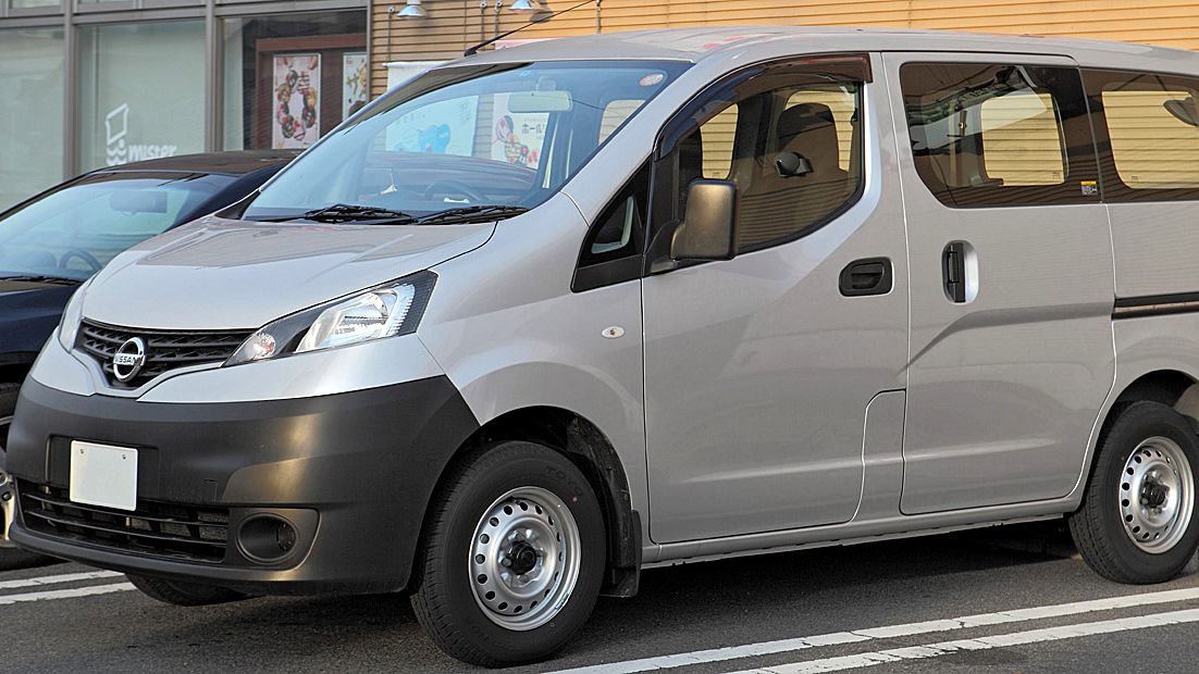 Nissan nv200 i