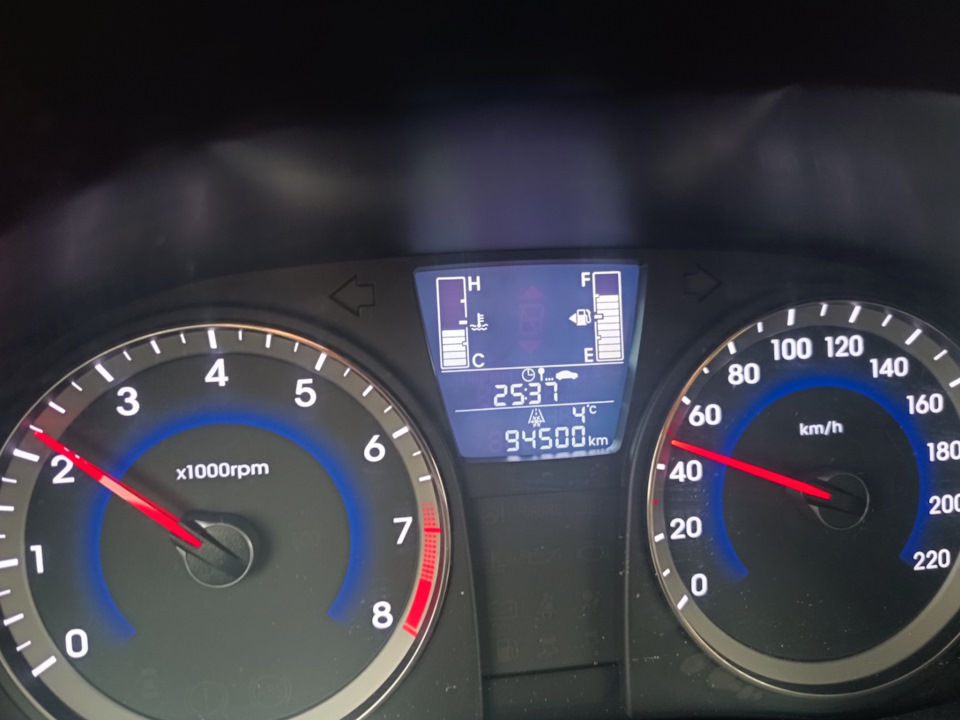Замена масла МКПП — Hyundai Solaris, 1,4 л, 2014 года | расходники | DRIVE2