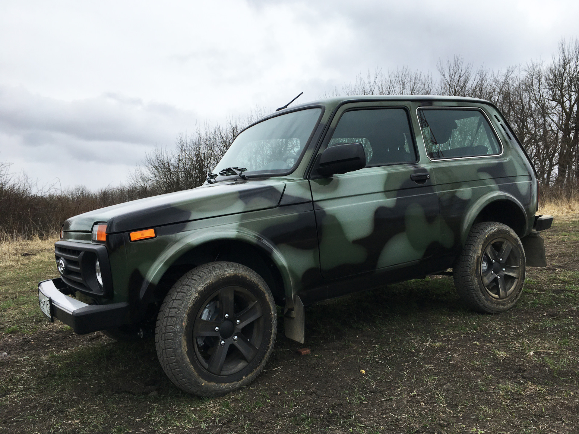 Lada 4x4 камуфляж джунгли