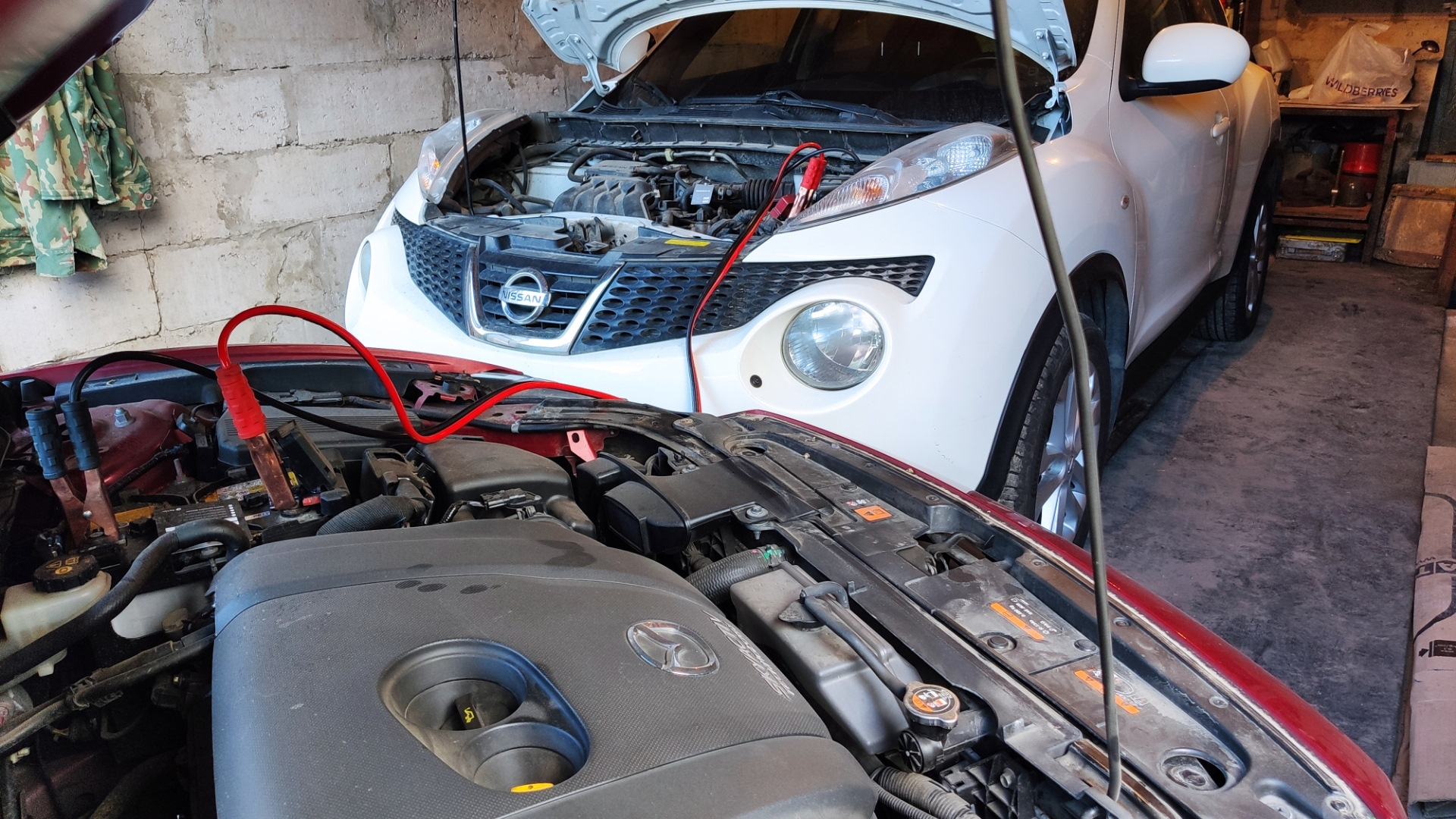 Сел аккумулятор — Nissan Juke (1G), 1,6 л, 2012 года | поломка | DRIVE2