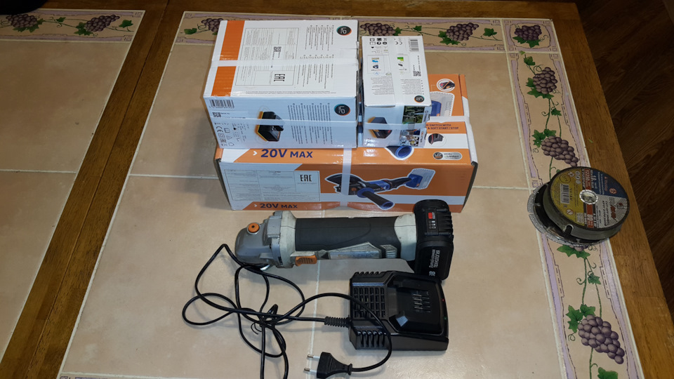 Как поменять топливные трубки на ниве шевроле - фото