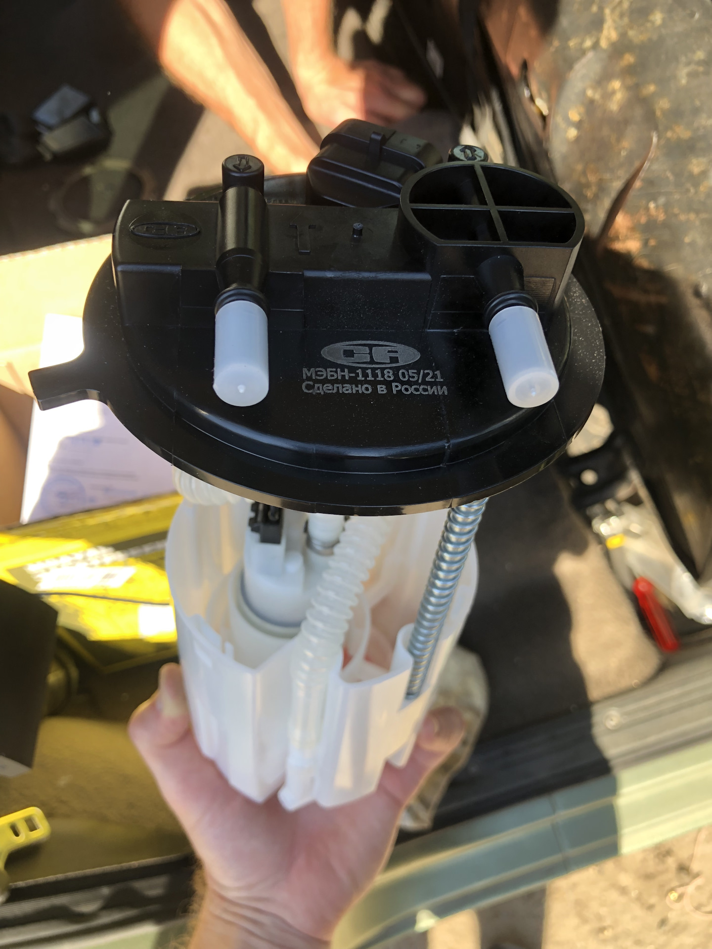 Замена топливного насоса — Lada Калина хэтчбек, 1,4 л, 2011 года ...