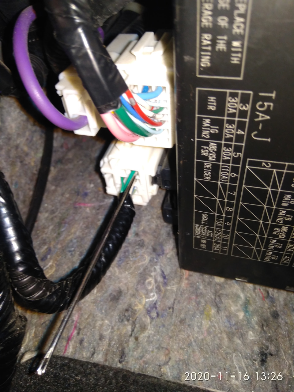 Установка зеркал с подогревом… Начало положено;) — Honda Fit (3G), 1,5 ...