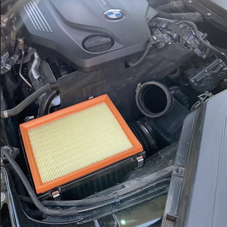 Замена фильтров (воздушник + салон) — BMW 3 series (F30), 2 л, 2018 ...