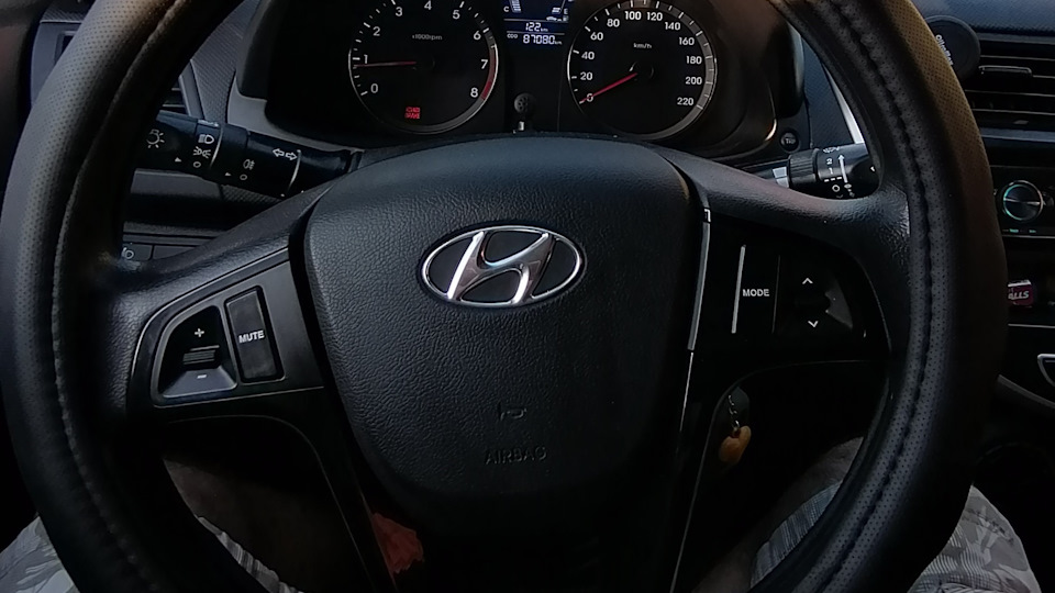 Стучит подвеска — Hyundai Solaris (1G), 1,4 л, 2013 года | поломка | DRIVE2