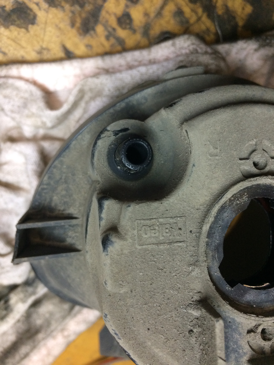 Снимаем грибок вентиляции — Volkswagen Touareg (1G)