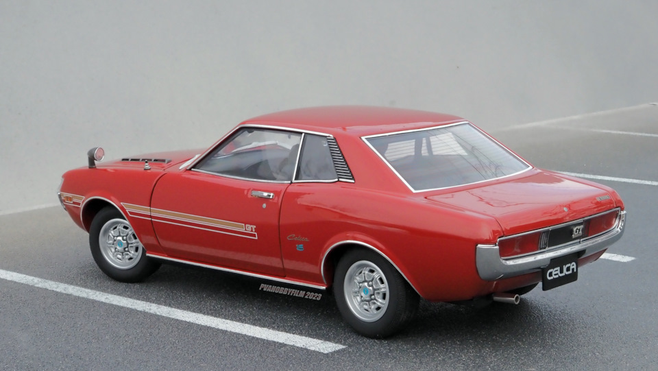 Toyota Celica 1600 GT (TA22), 1970 (1/18 AUTOart #78783) Red