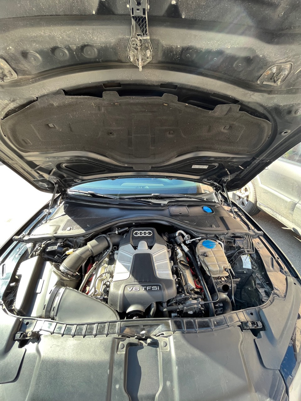 Замена фильтра салона и двс — Audi A7 Sportback (1G), 3 л, 2013 года ...