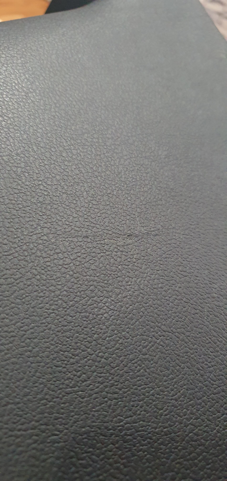 Перетянул обшивку задней двери карпетом — Toyota Prius (50), 1,8 л ...