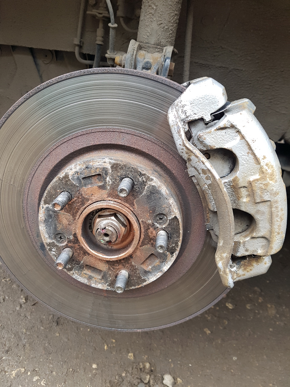 Замена передних тормозных дисков + диагностика и обслуживание ...