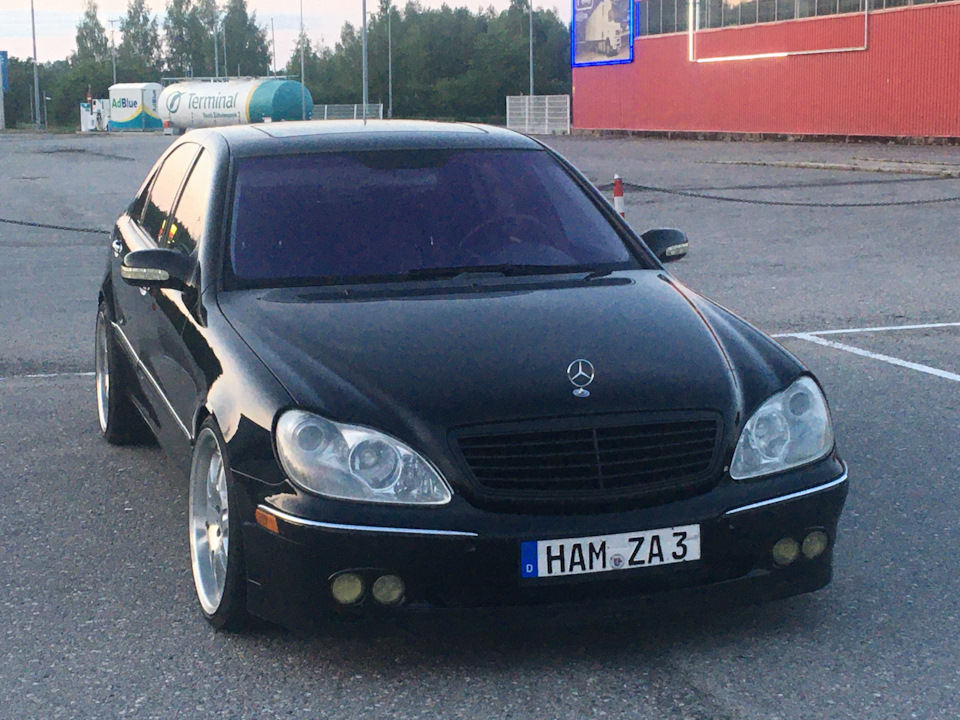 Фото в бортжурнале Mercedes-Benz S-Class (W220)