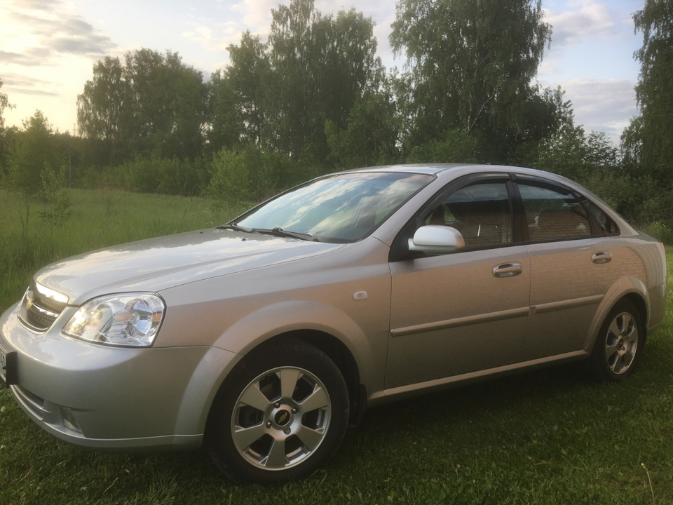 Chevrolet Lacetti 2008 1 6