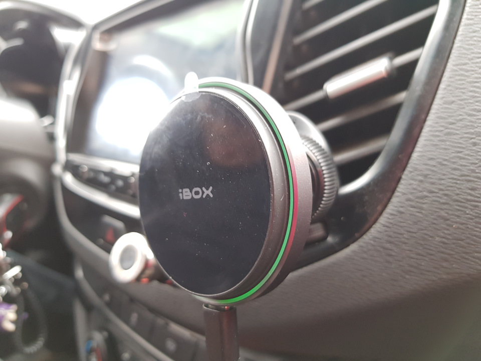 81. Беспроводная зарядка в Лада Веста SW. 1 июня 2024. — Lada Vesta SW ...