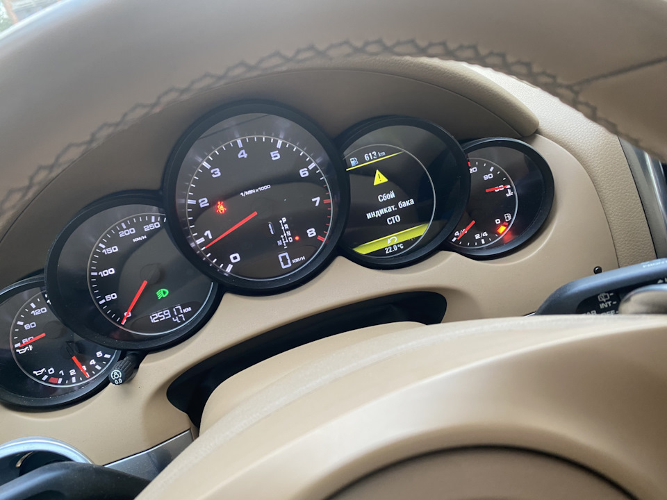 Замена мембраны и масла ДВС. Сбой индикац. бака СТО Порше Кайен 3,6 958 ...