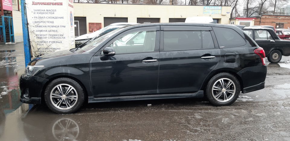 Фото в бортжурнале Toyota Corolla Fielder (E160)