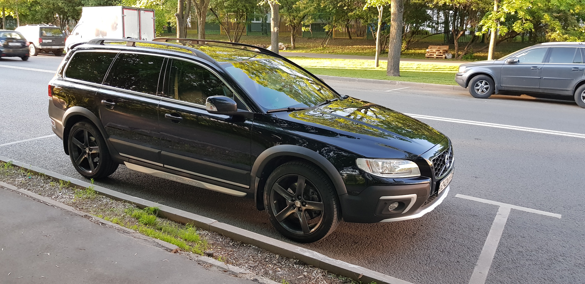 Volvo xc70 2013. Volvo xc70 Black. Вольво xc70 2013. Вольво хс70 2014. Volvo xc70 Black Edition.